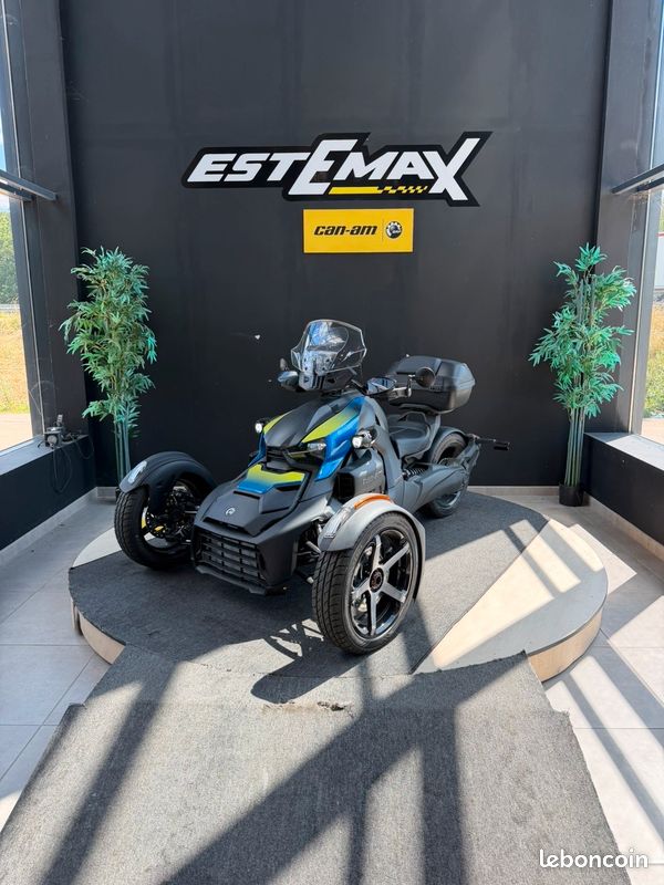 Can am Ryker 900